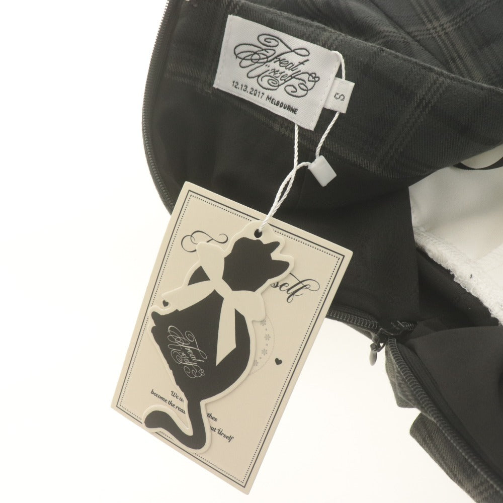 ■ トリートユアセルフ キャロットスカート ショートパンツ ボトムス 学生制服風 チェック レディース F(S)ダークグレー系 タグ付き未使用