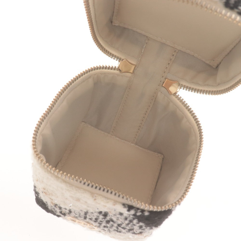 ■ M me eme Vanity Pouch and Headband 2-Piece Set, Bulk Lot, Checkered Tweed, White/Black Tones