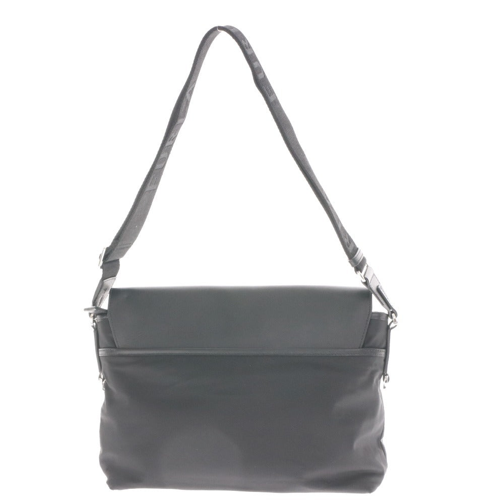 ■ FURLA フルラ メッセンジャーバッグ ショルダーバッグ 鞄 ファスナー マグネット メンズ ブラック