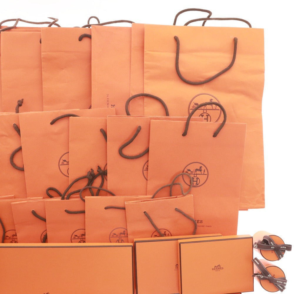 ■ エルメス HERMES 空箱 保存箱 ケース 16箱 ショッパー袋 27枚 まとめ売り計43点セット 付属品付き
