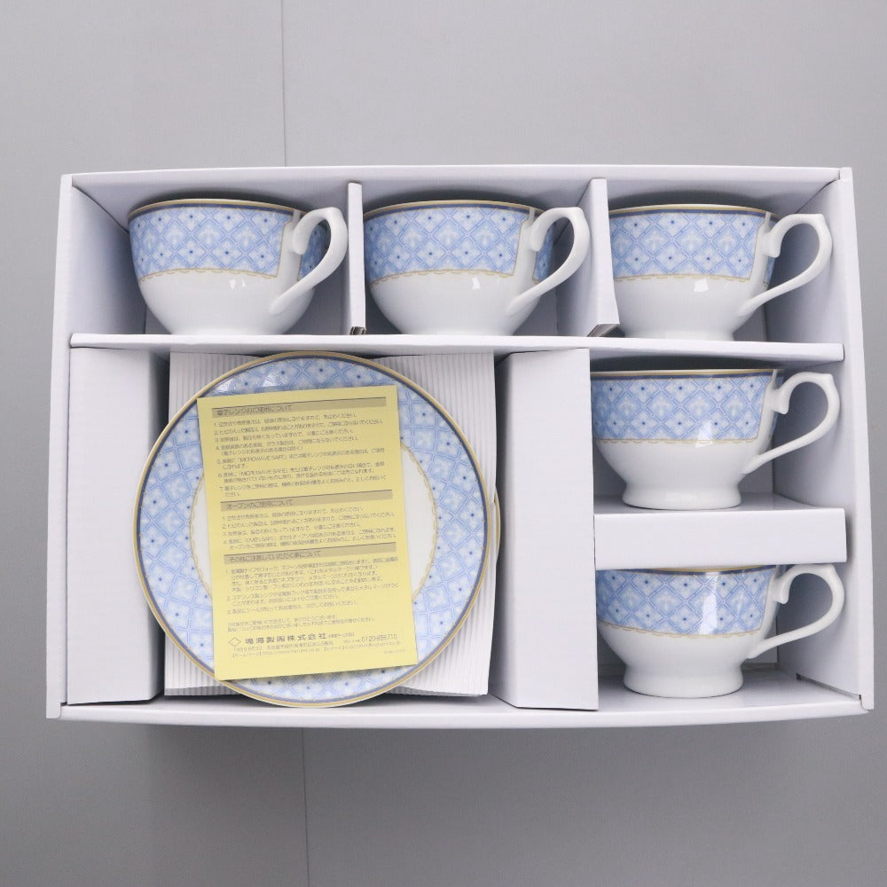 ■ NARUMI ナルミ MAKE A GOOD TABLE ティーカップ ソーサー 5客セット 洋食器 コーヒーカップ 総柄 未使用 箱付き