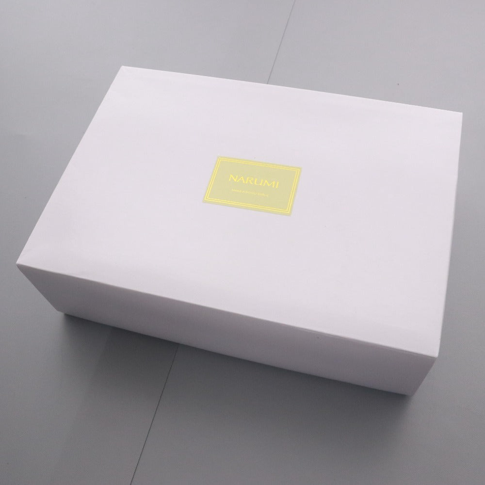 ■ NARUMI ナルミ MAKE A GOOD TABLE ティーカップ ソーサー 5客セット 洋食器 コーヒーカップ 総柄 未使用 箱付き