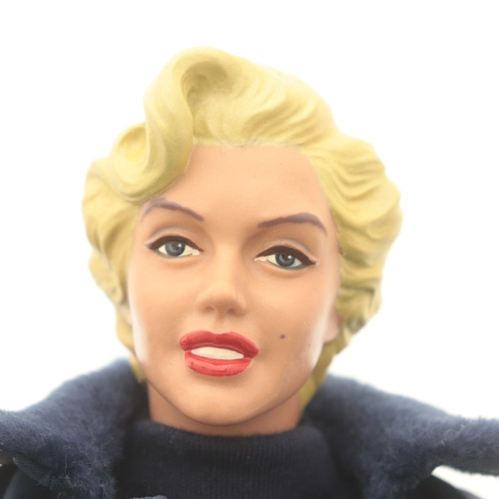 ■ TOYS MCCOY トイズマッコイ マリリンモンロー フィギュア 1/6 GI JANE B-15C WEARING JACKET-Flying Type At Korea 1954 箱付き