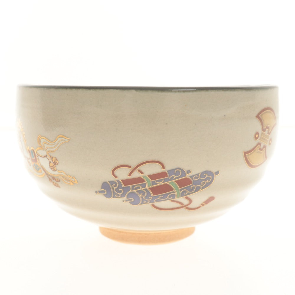 ■ 抹茶茶碗 飾り馬 総柄 宝 茶道具 陶器 縁起 馬九 開運 運気上昇 刻陶印あり 箱付き