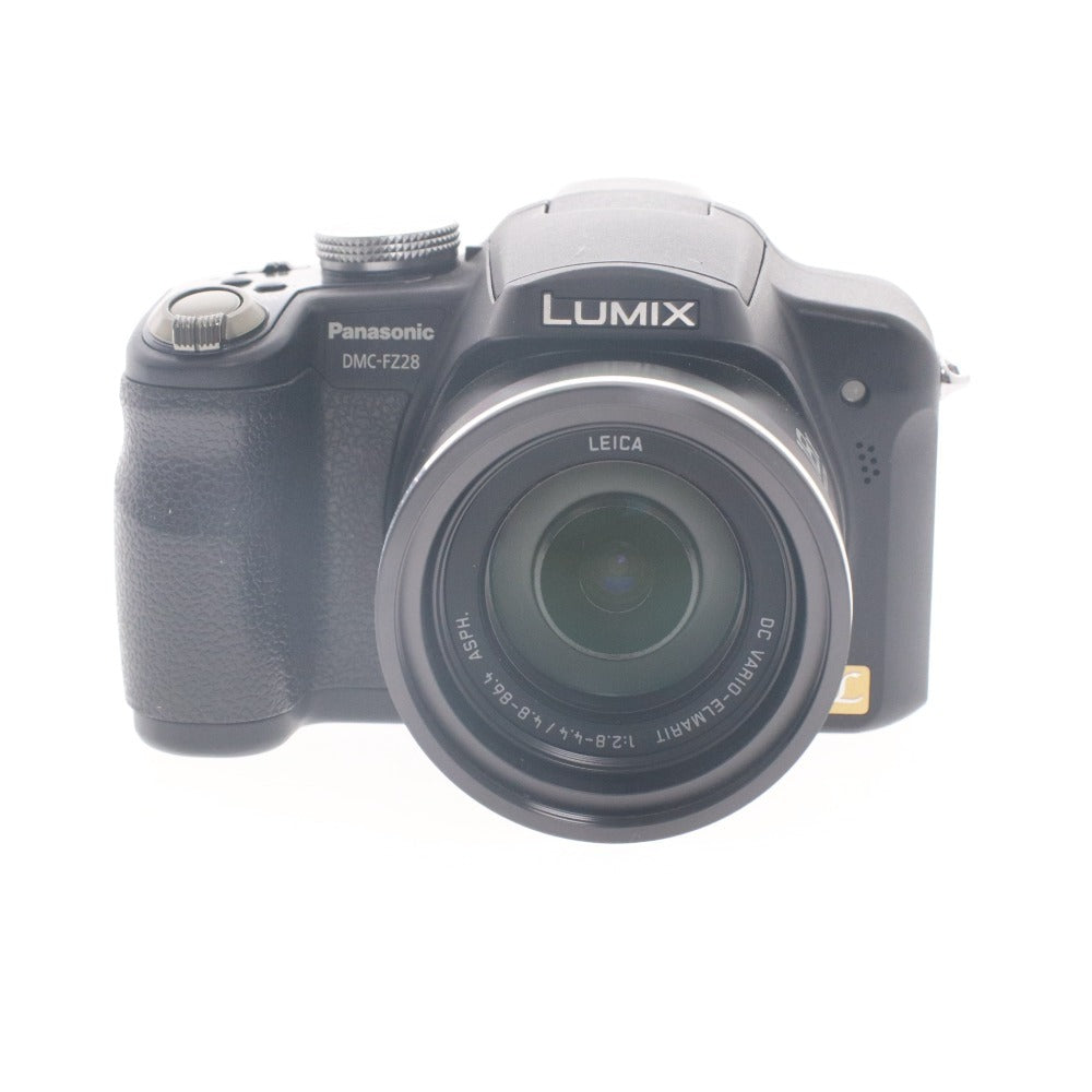 ■ Panasonic パナソニック デジタルカメラ DMC-FZ28 レンズ 1:2.8-4.4 4.8-86.4 ASPH. 通電確認済み 箱 付属品付き