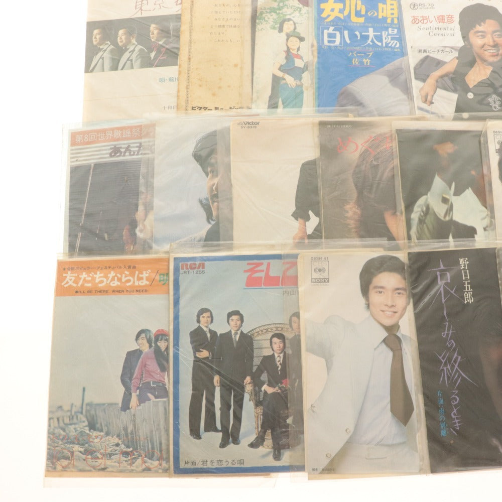 ■ LP Record Large Lot Set - "Pearl-colored Sway" / "Love Promise" / "My Castle Town" / "Toi et Moi" / and others - Showa Era Western and Japanese Music - Retro - Period Items