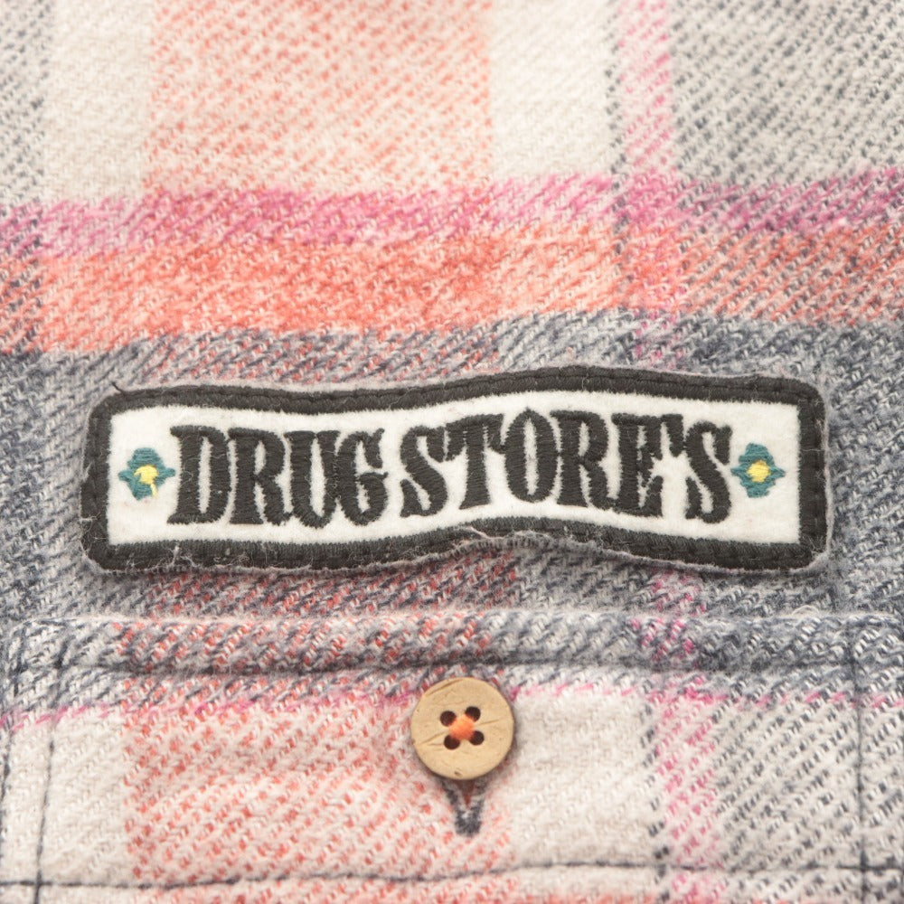 ■ ドラッグストアーズ drug stores シャツジャケット 長袖 トップス アウター 襟 ボタン チェック柄 レディース メンズ F グレー 赤系