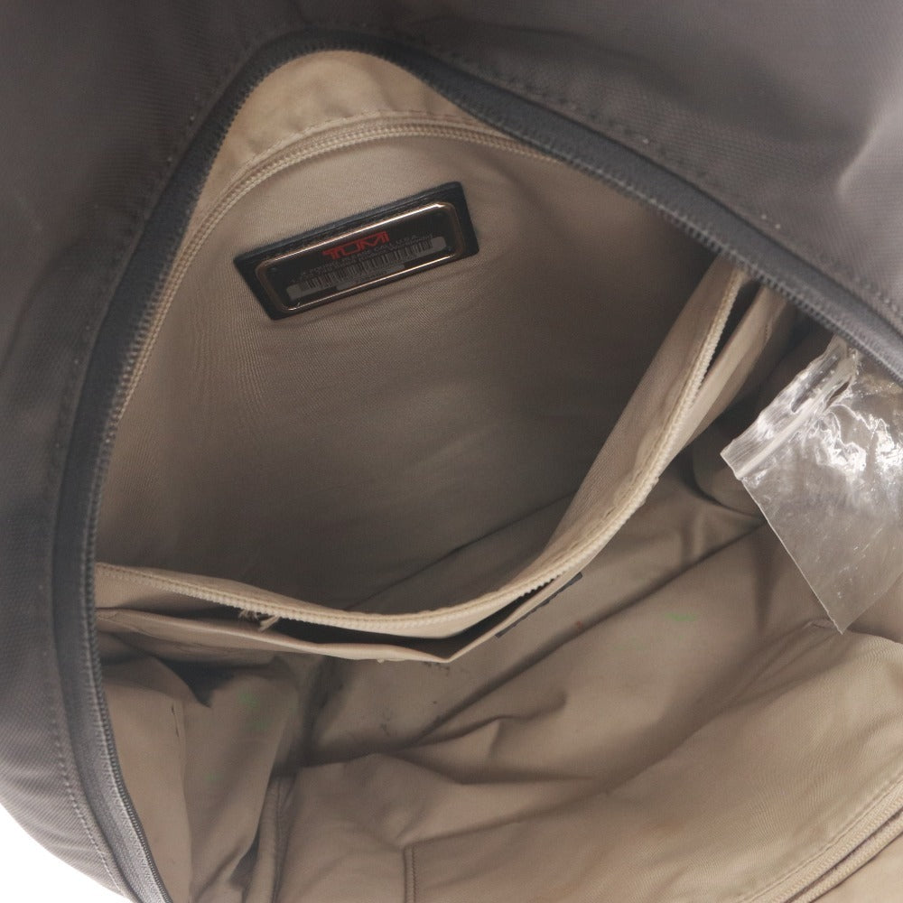 ■ トゥミ TUMI リュック バックパック 鞄 ラーキン ビジネス ゴールド金具 レディース メンズ ブラック