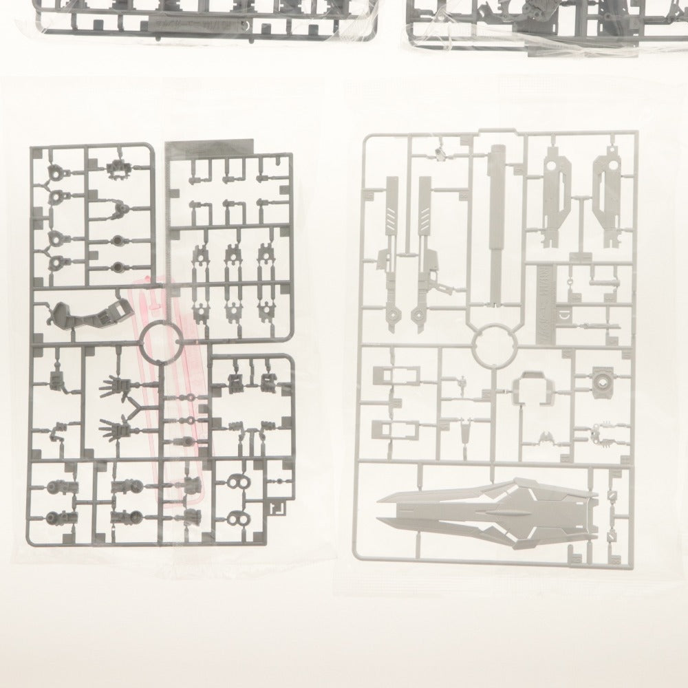 ■ RG ガンプラ 1/144 ガンダムベース限定 νガンダム [チタニウムフィニッシュ] 逆襲のシャア バンダイ プラモデル 未組立 未開封 未使用