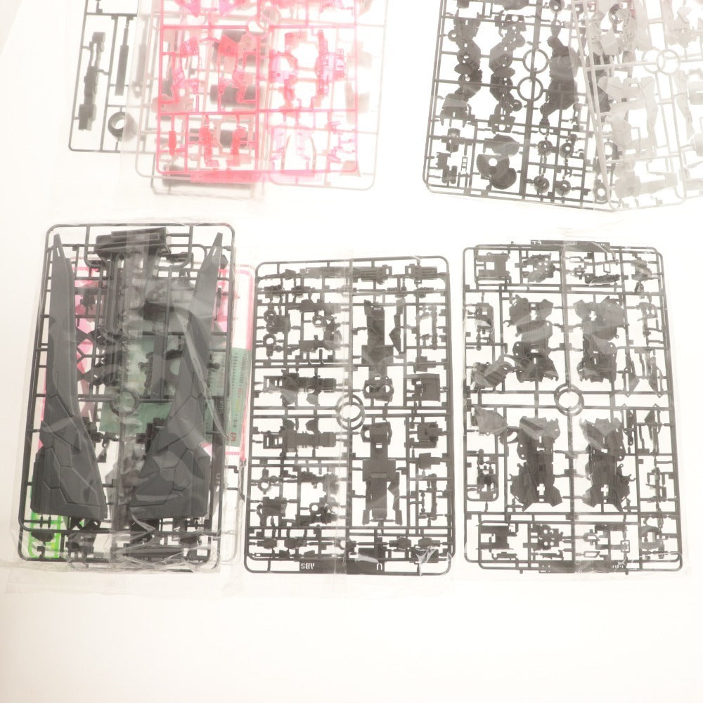 ■ バンダイ プラモデル 1/60 RX-0 ユニコーンガンダム フルサイコフレーム パーフェクトグレード PG 機動戦士 付属品付き 未開封 未使用