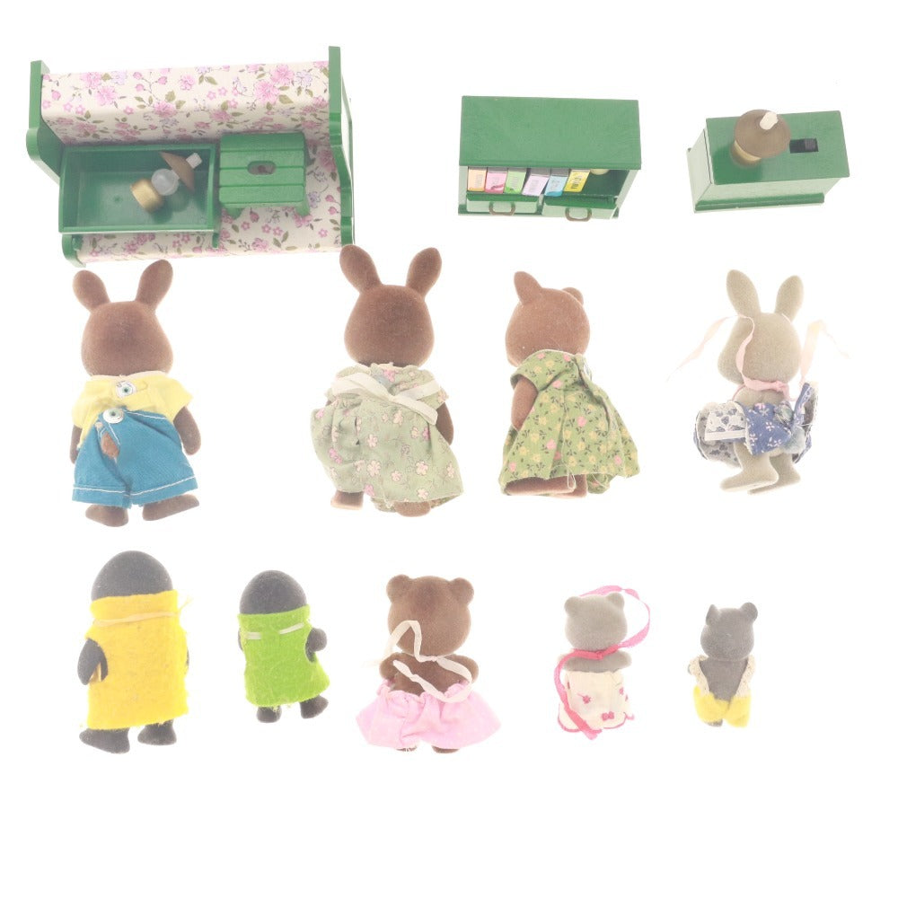 ■ シルバニアファミリー 家 人形 家具 セット まとめ売り 赤い屋根の家 青い屋根の家 キャラクタードール ドールハウス