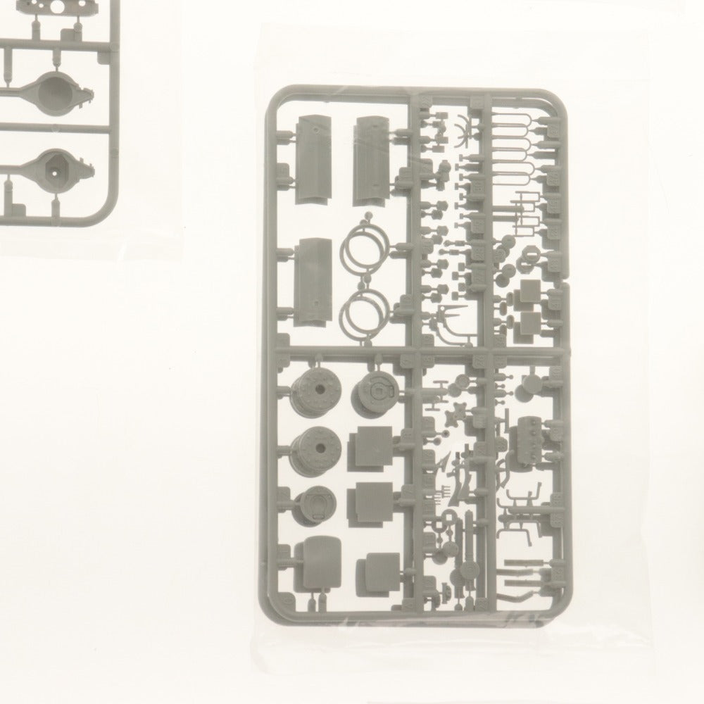 ■ サンダーモデル 1/35 英 LRDG フォード F-30トラック 無線機搭載型 Limited Bonus Edition フィギュア2体限定 未組立 未開封 未使用