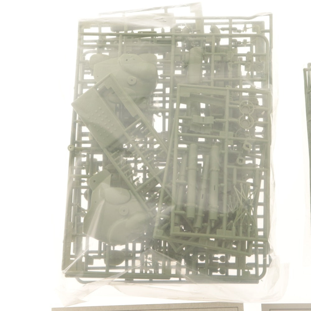 ■ ハセガワ プラモデル 1/20 ヒューマノイド型無人邀撃機 グローサーフント Ausf.M マスカレード P.H.J.101 64129 未組立 未開封 未使用