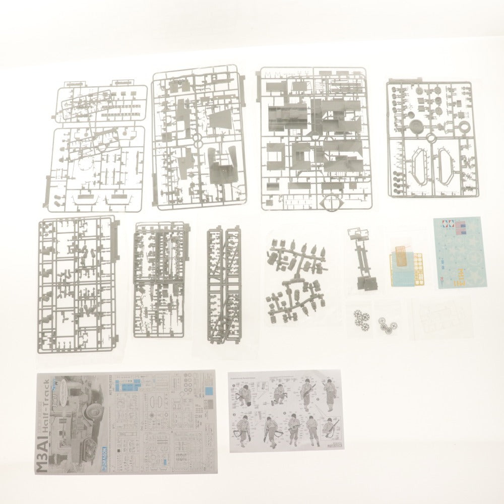 ■ DRAGON プラモデル 1/35 M3A1 ハーフトラック 3 in 1 スマートキット 39-45 SERIES WW.2 アメリカ軍 付属品付き 未組立 未開封 未使用