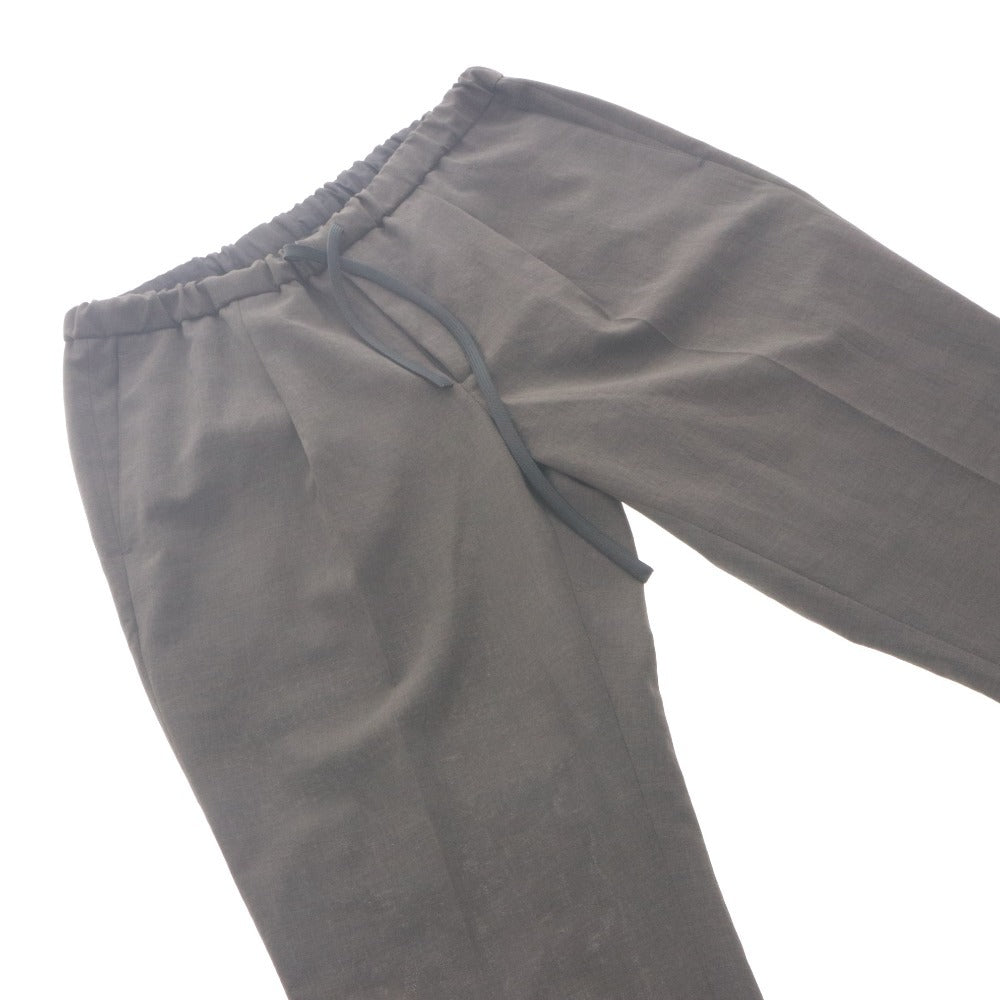 ■ ADAM ET ROPÉ ノーカラージャケット イージーパンツ セットアップ イージーケア 長袖 アウター ボトムス メンズ M ダークグレー系