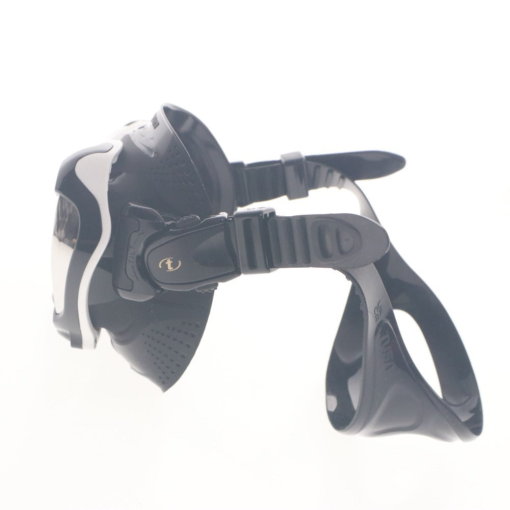 ■ TUSA ツサ マスク パラゴン M2001SQB ダイビングマスク スキューバー マリンスポーツ ブラック ホワイト ケース付き 新品 未使用