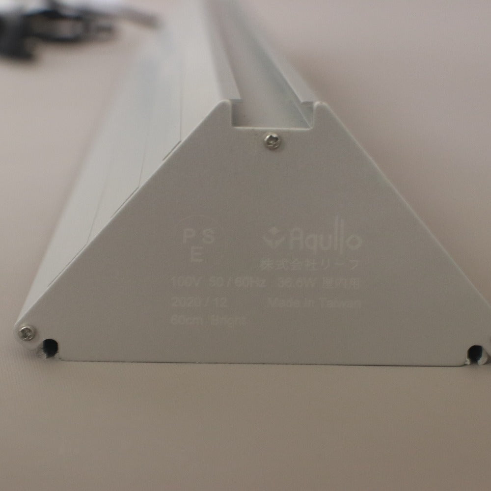 ■ アクロ LEDライト TRIANGLE LED BRIGHT 600 水槽用 アクアリウム 4,200 lm 通電確認済み 専用ライトスタンド付き