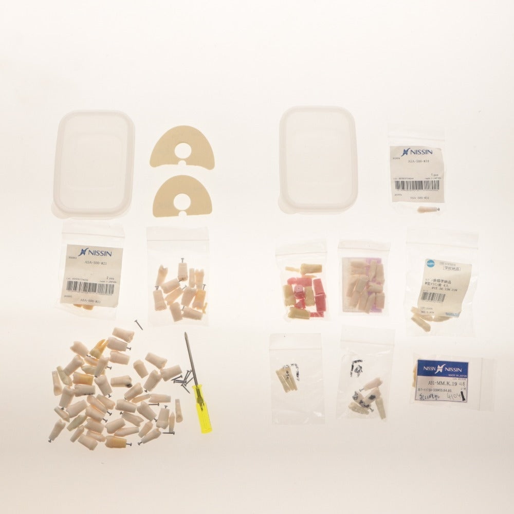 ■ Dental Supplies: Dental Models, Jaw Models, Rubber Cheeks, Plaster Models - Bulk Sale, Includes Surgical Training, Resin Teeth, Melamine Teeth, and Items with Boxes