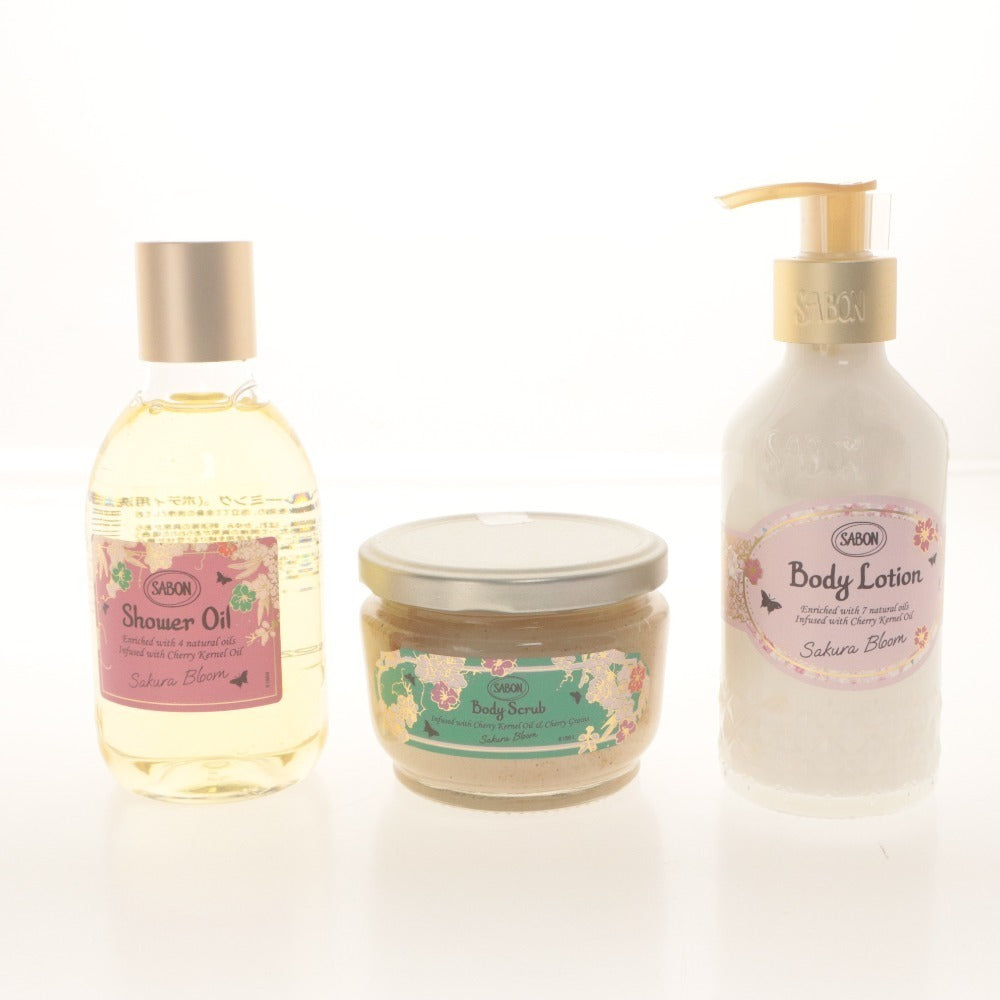 ■ SABON ボディケア ギフトセット サクラ・ブルーム・コレクション シャワーオイル/ボディスクラブ/ボディローション/付属品付き 未使用