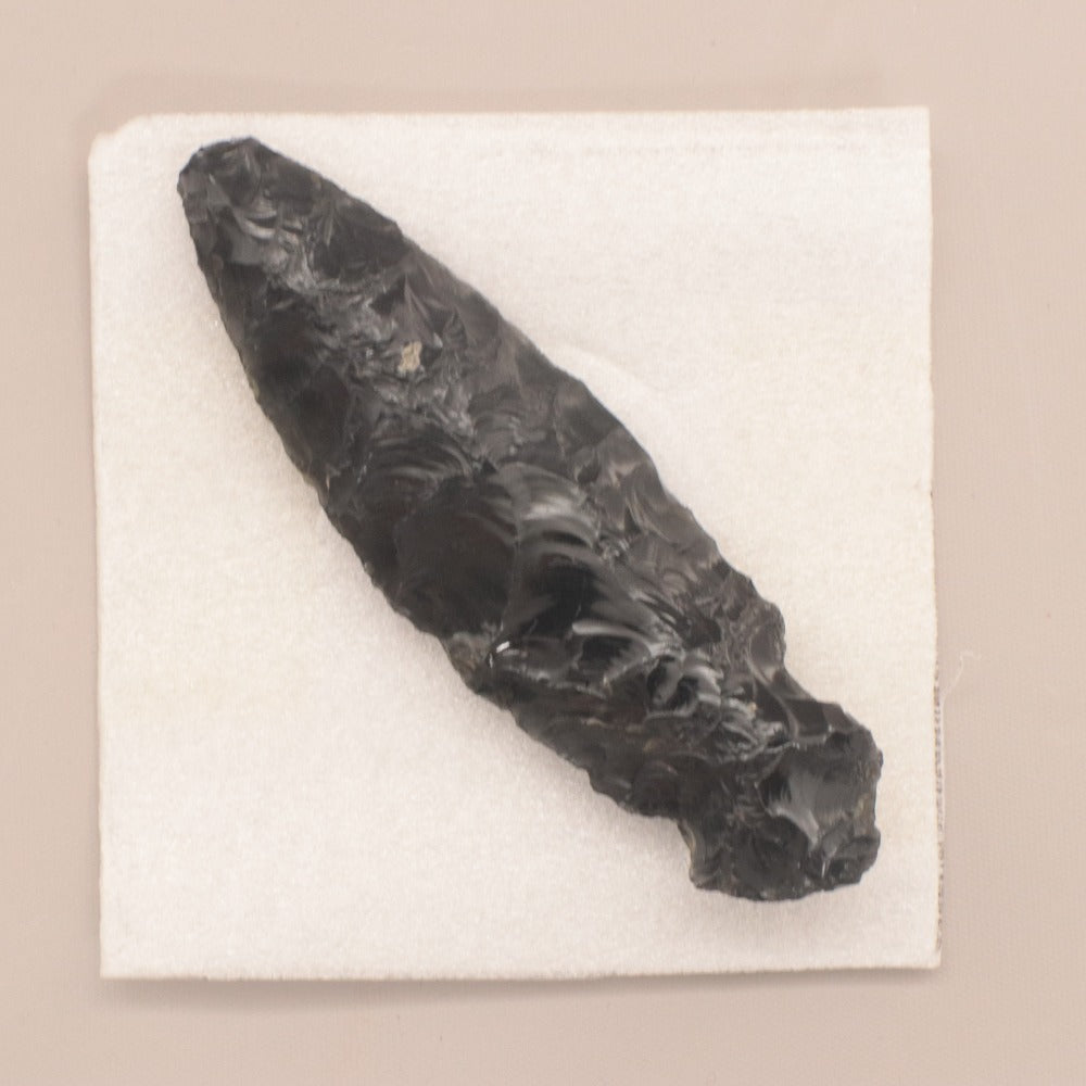 ■ Obsidian Arrowhead Arrow Tip Projectile Bow Arrowhead Implement Paleolithic Jomon Yayoi Periods Weight 24g Overall Length 9.1cm