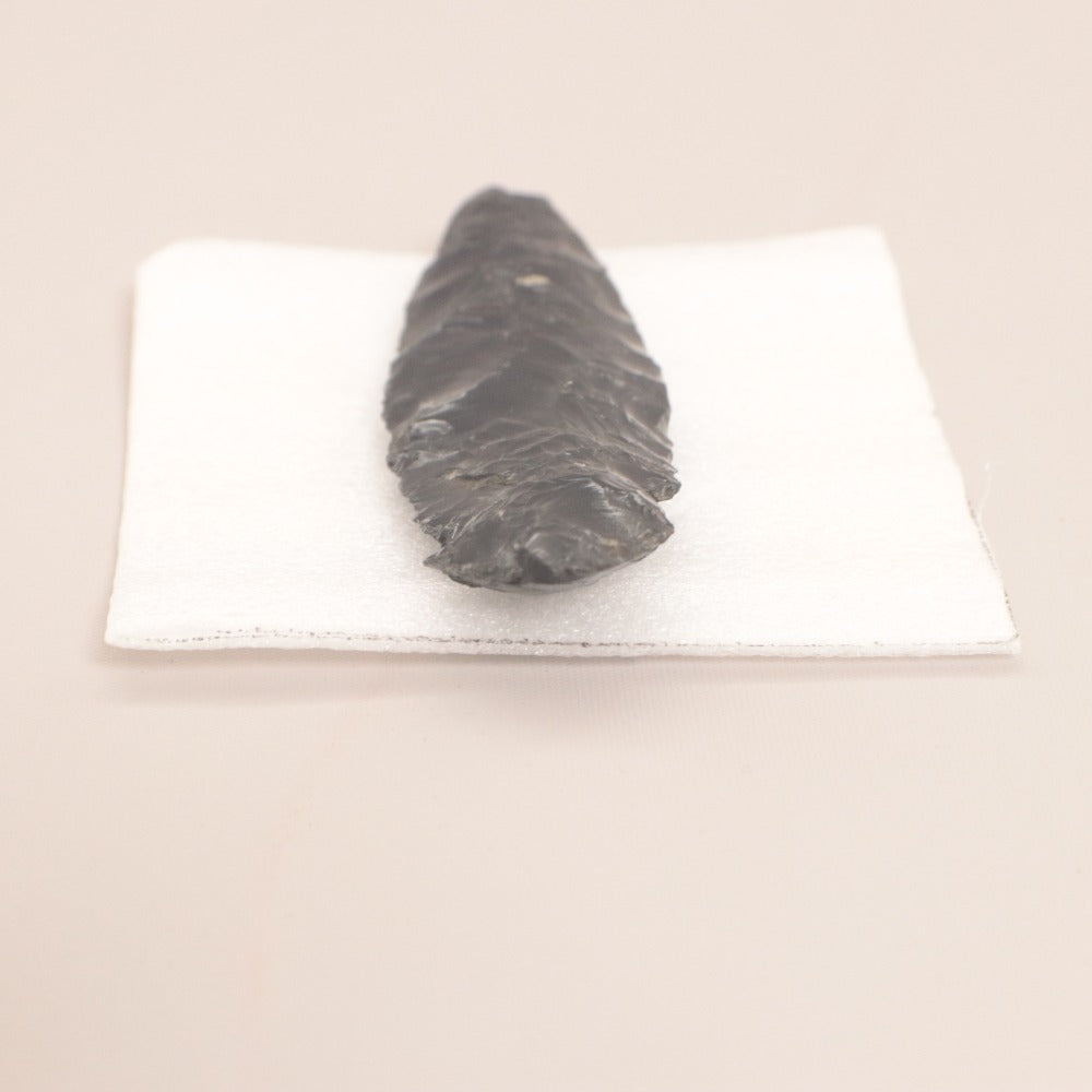 ■ Obsidian Arrowhead Arrow Tip Projectile Bow Arrowhead Implement Paleolithic Jomon Yayoi Periods Weight 24g Overall Length 9.1cm