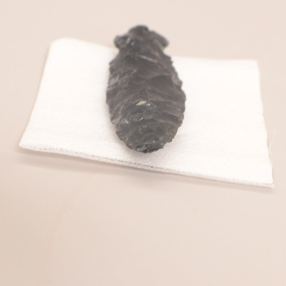 ■ Obsidian Arrowhead Arrow Tip Projectile Bow Arrowhead Implement Paleolithic Jomon Yayoi Periods Weight 24g Overall Length 9.1cm