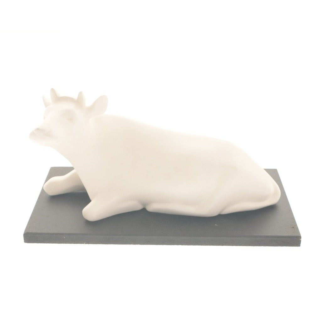 ■ Saido-made Ox Chinese Zodiac Figurine, Ornament, Lucky Charm, Ceramic, with Wooden Box