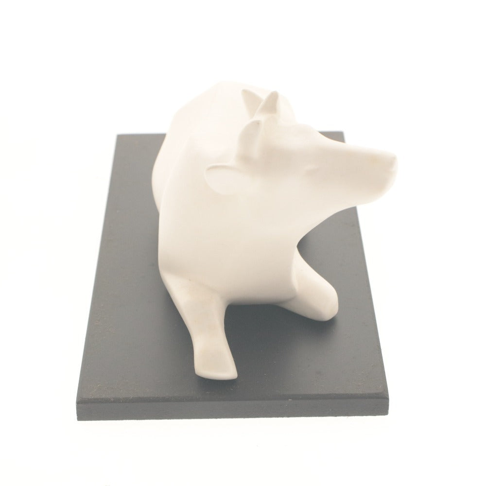 ■ Saido-made Ox Chinese Zodiac Figurine, Ornament, Lucky Charm, Ceramic, with Wooden Box