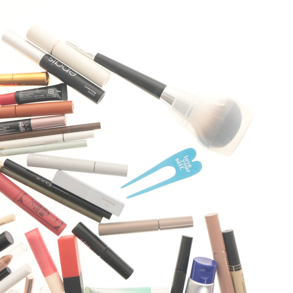 ■ Cosmetics Set Bundle - Lip, Eye Color, Eyeliner, Cheek Color, Eyeshadow, etc.