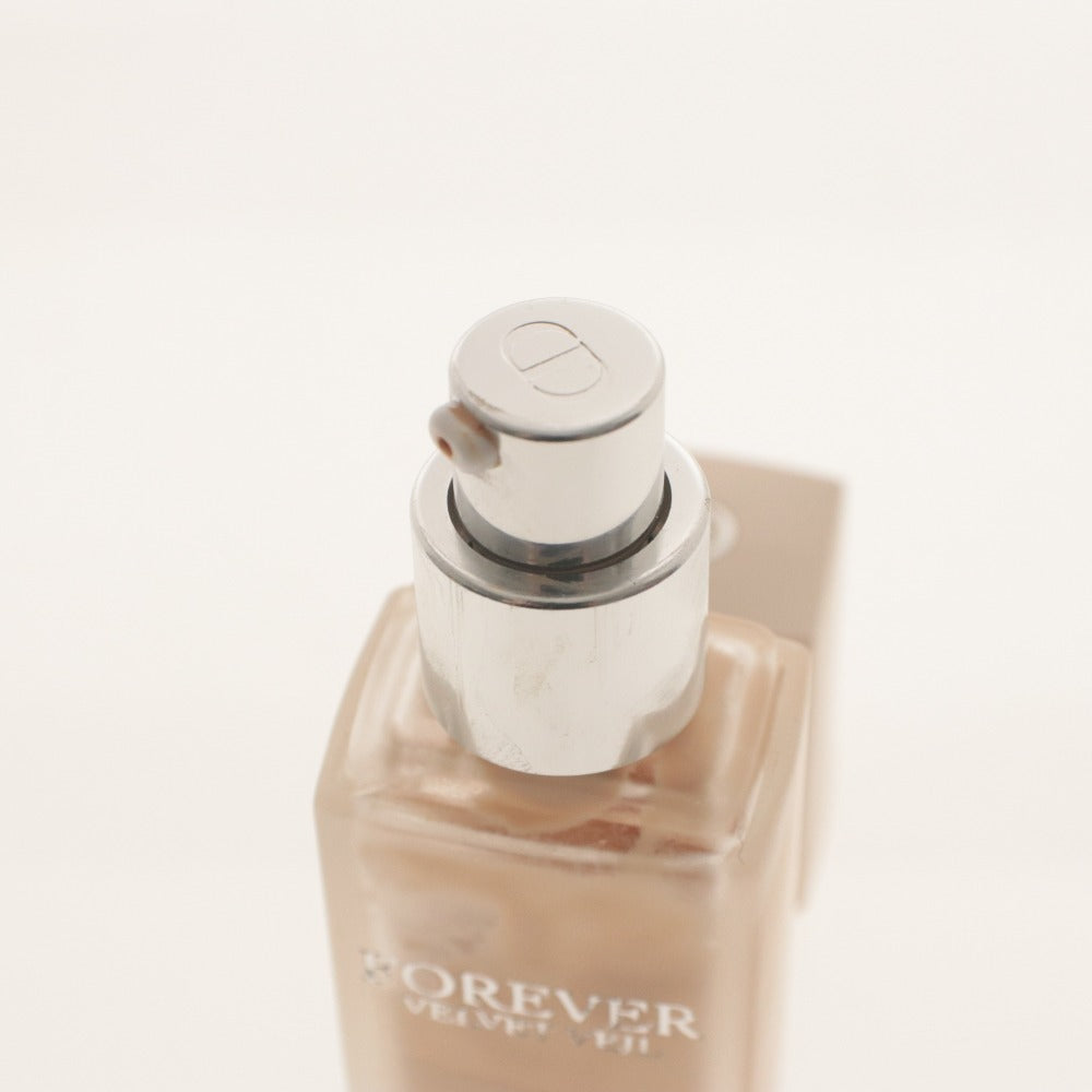 ■ Dior Concealer and 3 Other Items - Lot Sale - Forever Skin Correct Concealer, Velvet Veil Cosmetics
