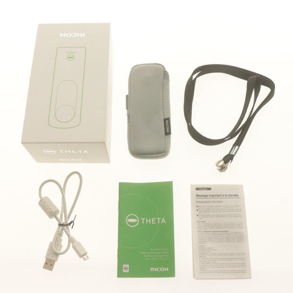 ■ リコー 360度カメラ RICOH THETA ホワイト 全天球イメージ 撮影デバイス コンパクトデジタル 付属品付き 動作確認済み