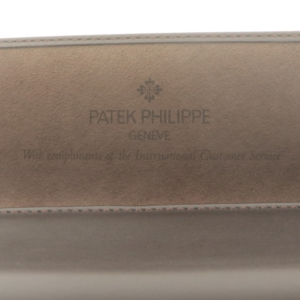 ■ PATEK PHILIPPE パテックフリップ ウォッチケース 時計入れ カラトラバ ロゴ 革 レザー非売品 ノベルティ ボルドー系 美品