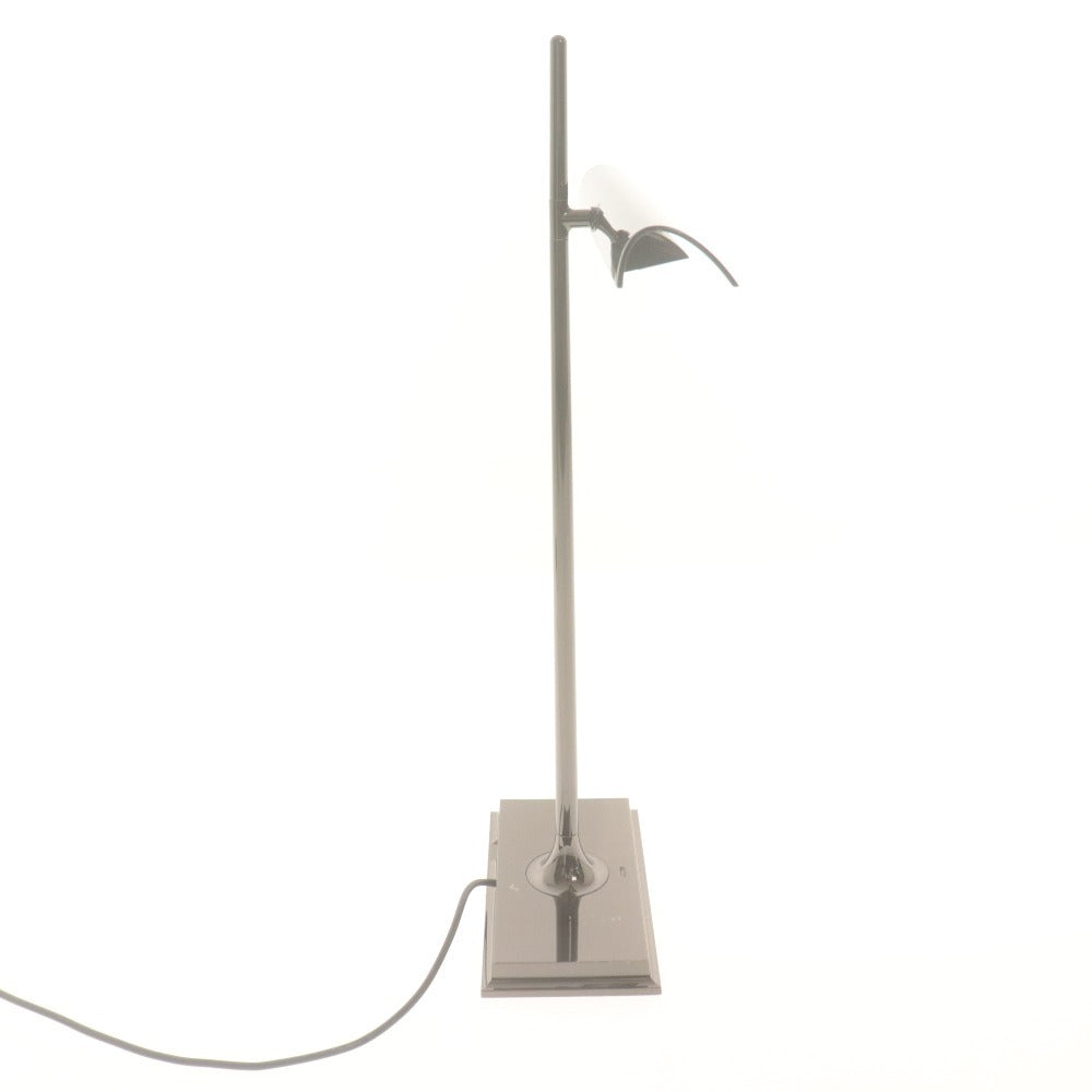 ■ フロス LED照明器具 FLOS GOLDMAN USB 21年製 ロン・ジラッド テーブルランプ ブラック シルバー 動作確認済み