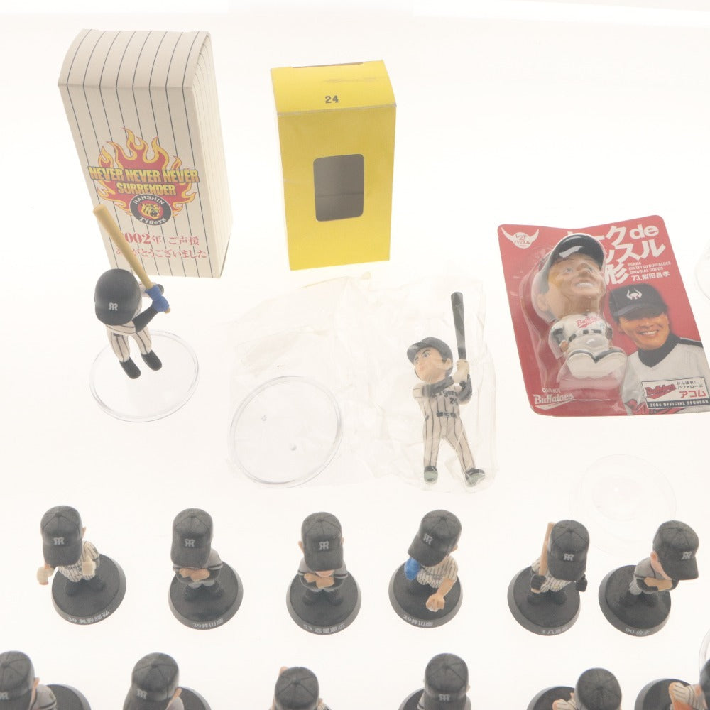 ■ 阪神タイガース 他 ミニ フィギュア セット まとめ売り トイフル ボブルヘッド 首振り 人形 ピンバッジ 優勝記念 コレクション