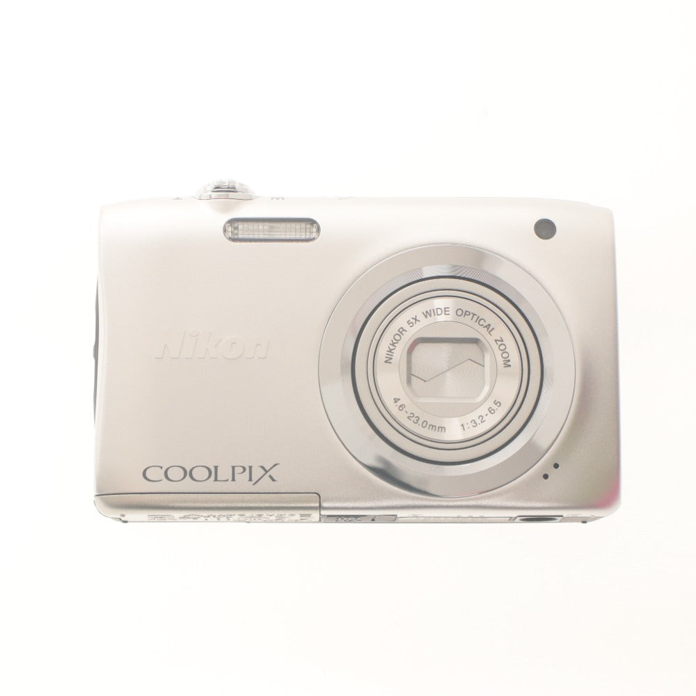 ■ Nikon ニコン デジタルカメラ COOLPIX A100 コンパクト デジカメ レンズ 4.6–23.0mm f/3.2–6.5 5倍 通電確認済み 付属品付き
