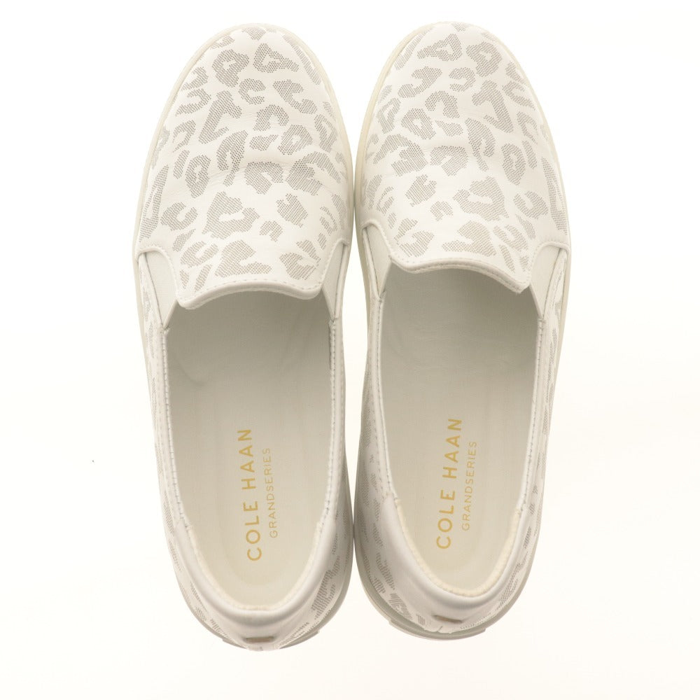 ■ コールハーン COLE HAAN スニーカー スリッポン 靴 グランドプロ スペクテイター レオパード レディース 24cm ホワイト系 箱付き