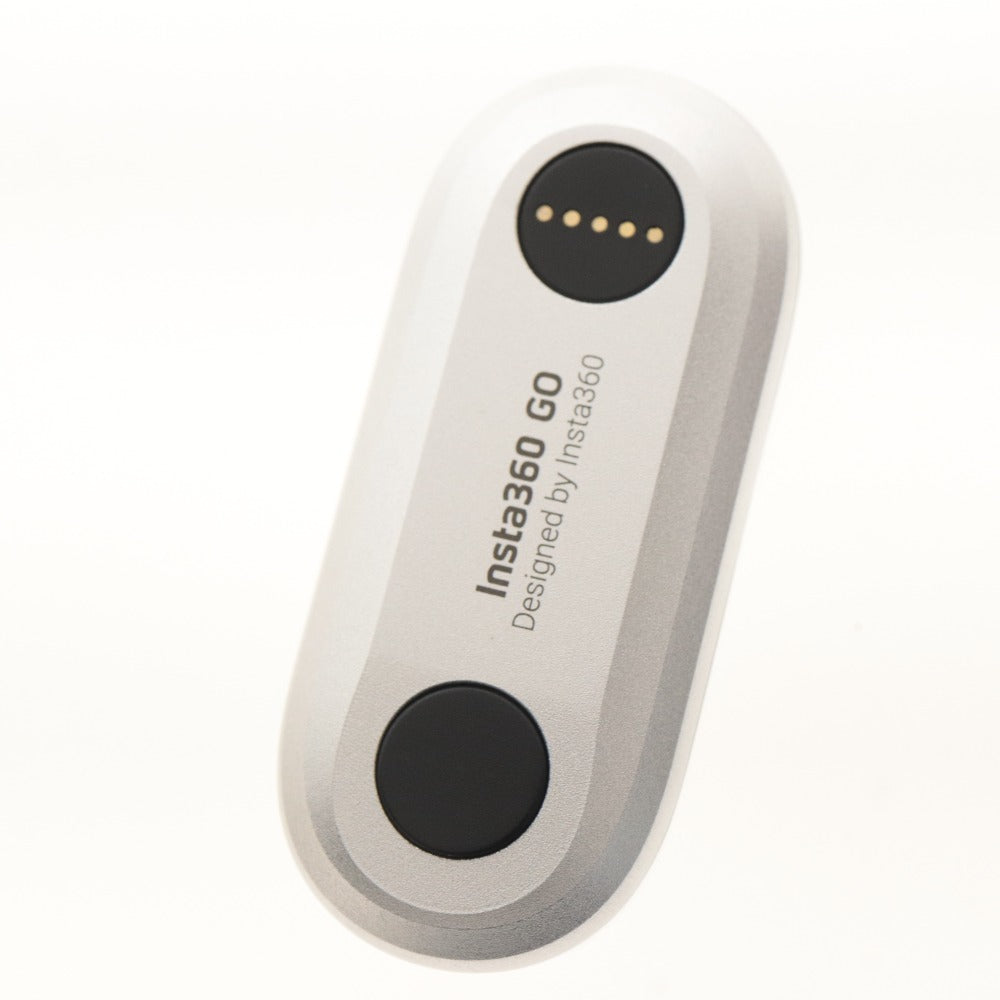 ■ Arashi Vision ウェアラブル 小型アクションカメラ Insta360 GO The twenty-gram steady cam ホワイト 手ブレ補正 付属品付き 動作品