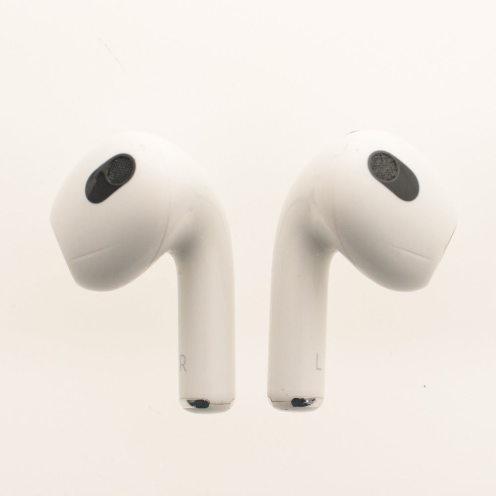 ■ Apple Earphones AirPods 3rd Generation Wireless Bluetooth Open-Ear Type, Power Confirmed