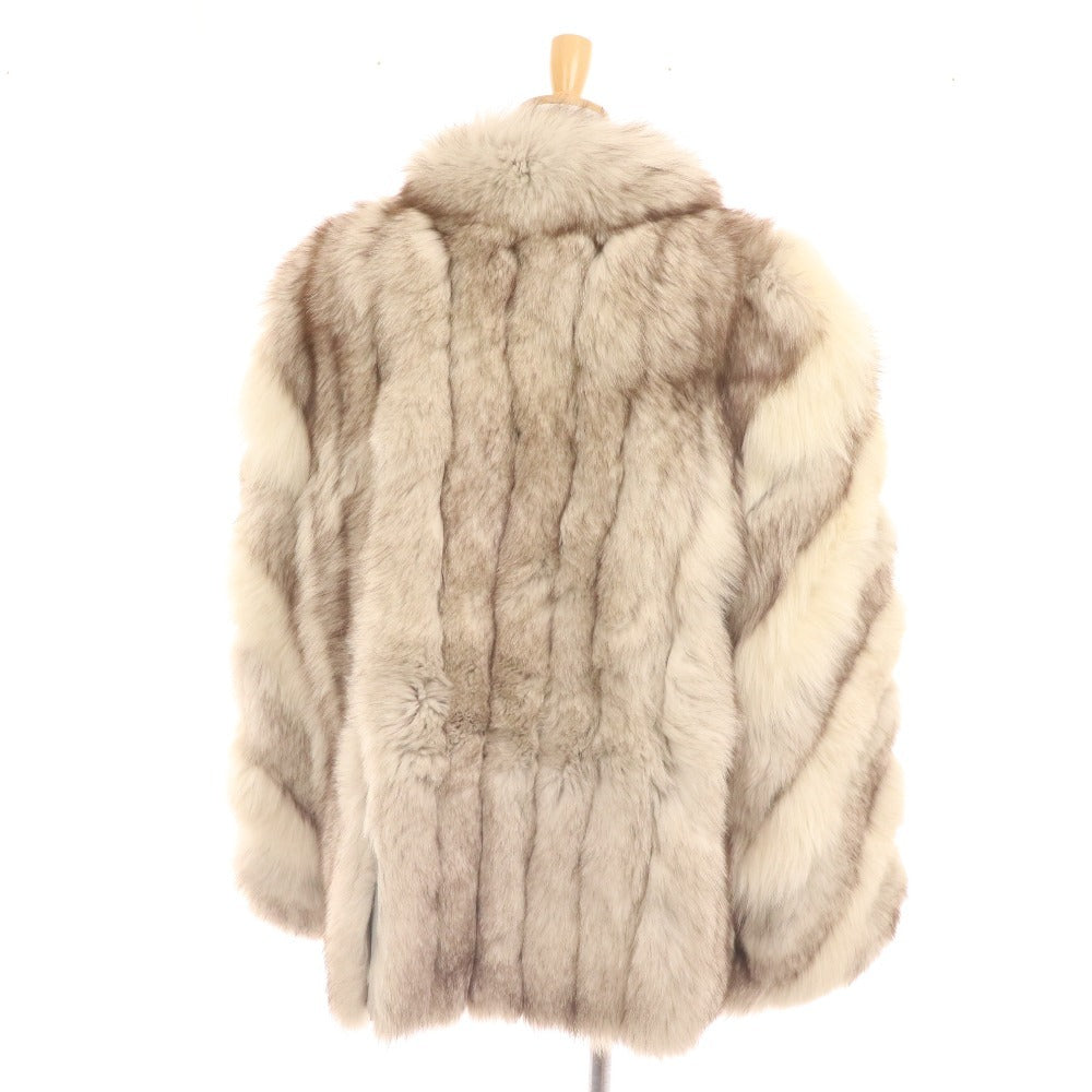 ■ Sagamink Fox Coat Outerwear Women's White Brown