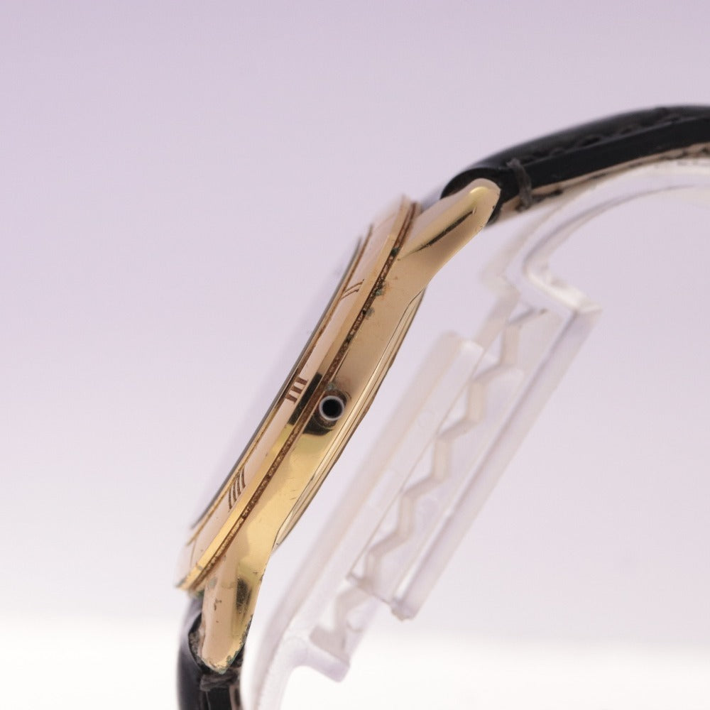 ■ フェンディ 腕時計 800G クォーツ 33.2g メンズ ゴールド 文字盤 ブラック 付属品付き ジャンク