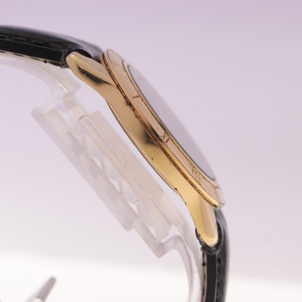 ■ フェンディ 腕時計 800G クォーツ 33.2g メンズ ゴールド 文字盤 ブラック 付属品付き ジャンク