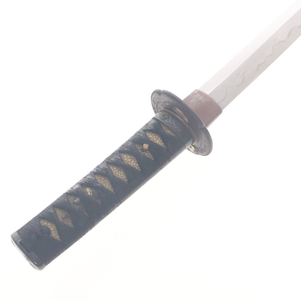 ■ Japanese sword: Wakizashi, Mumei (unsigned), sword, arms and armor, length 48.0 cm, curvature 1.2 cm, 1 mekugi-ana (peg hole), with firearms and swords registration card