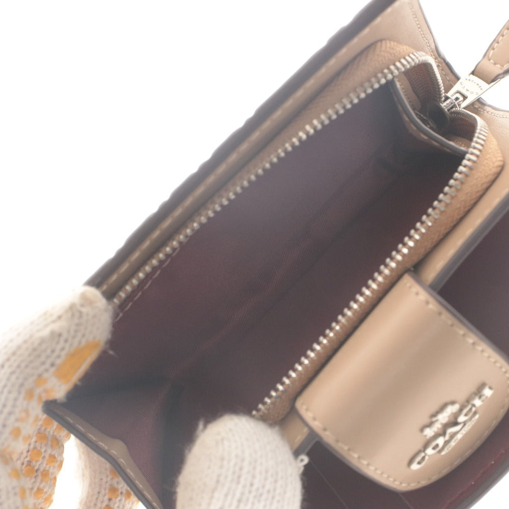 ■ COACH Coach Bi-fold Wallet Medium Corner Zip Wallet Signature CM241 Bill, Coin and Card Holder Men's and Women's Taupe